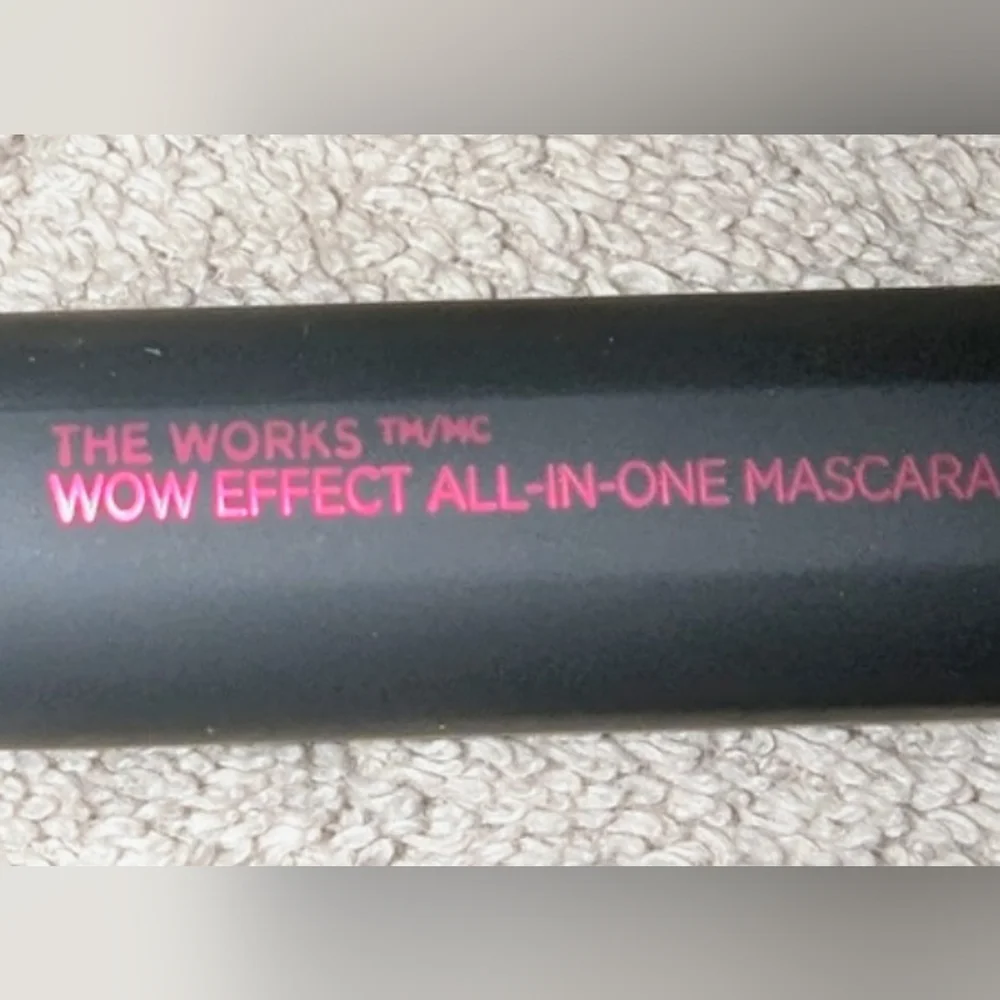 Waterproof Black Mascara